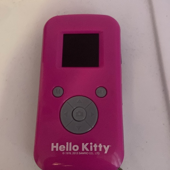 2013 hello kitty camera - Picture 3 of 4